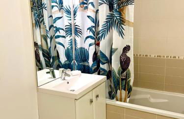 Le Courvoisy, Studio avec piscine, près Groupama Stadium et Salle Arena - Foto 10