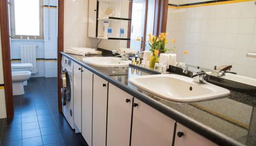 La Loggia su Acqui. Centro, wi-fi, aria condizionata, ascensore - Foto 4