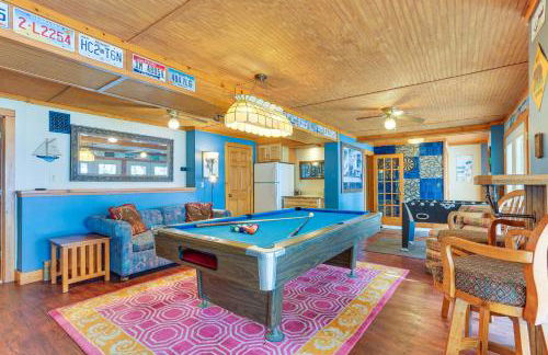 Huge Waterfront Home with Dock on Lake Wallenpaupack - Foto 4