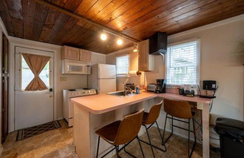 Waterfront Cottage at Highland Lake with Dock - Foto 28