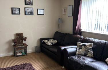 6Guests-Parking-PetsOK-FamilyFriendly-Garden - Foto 1