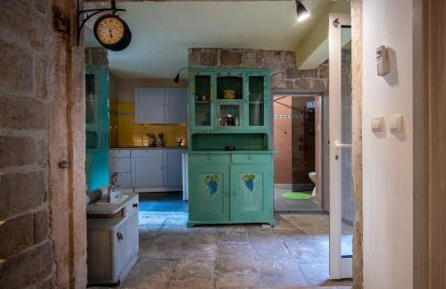 Manor house Aman - Photo 14