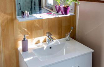 MA ROSE DES LUMIERES maison indépendante 6 personnes avec grande cour - Foto 13