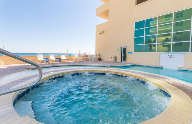 Crystal Shores West Condos by Hosteeva - Foto 24