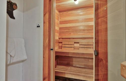 Spacious Vermont Mountain Retreat - 4BR,4BA - Near Skiing & Hiking - Perfect for Groups - Foto 31