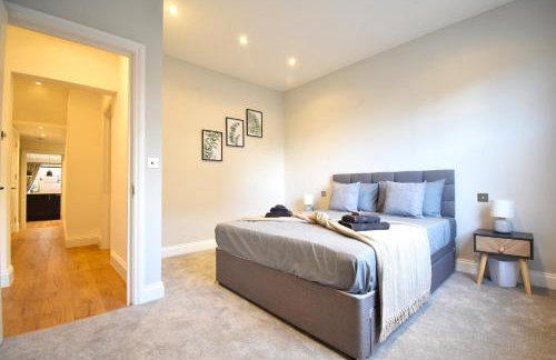 Stunning 2 bed apartment - Photo 19