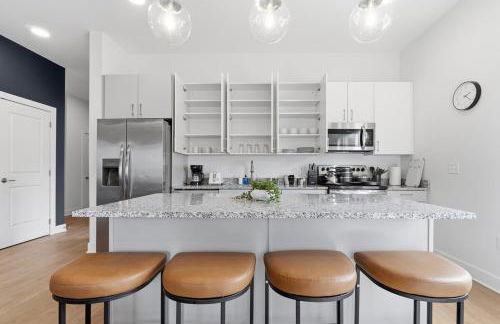 Luxury Lil' Italy 2BR, Sleeps 6 Free, Parking Gym - Foto 20