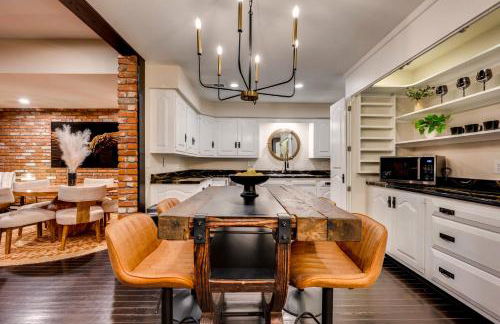 Private Poolside Paradise Attached Home by Denver - Foto 29