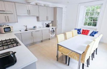 Russel House - 4 Bedroom - The Royal Mile - Photo 30