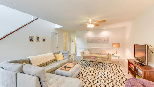 Charming Seneca Home - 3 Mi to Memorial Stadium! - Foto 4