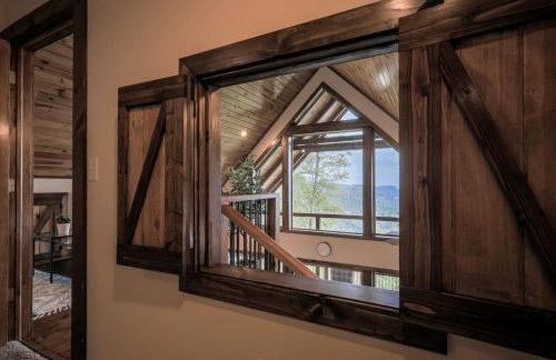 Mountain Crest Cabin- Summer Getaway With A Beautiful View - Foto 23