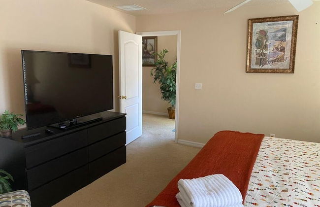 Four Bedroom Pool Home -- 289 EP -- Vusa Four Bedroom Pool Home - Foto 2