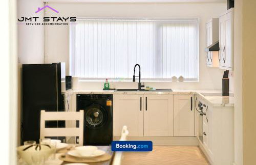 premium Offer for Extended Stays by JMT Stays l Swansea Short Lets and Serviced l With Private Parking - Foto 56
