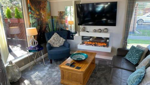 Jasmine Lodge, 2 bedroom with hot tub - Felmoor Park - Foto 4