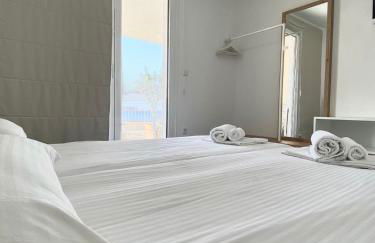 Aristotelia Gi - Panorama - Photo 6