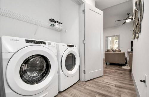 Haus of Blues-HighRise-NRG Stadium-Med Center- Private Parking - Foto 36