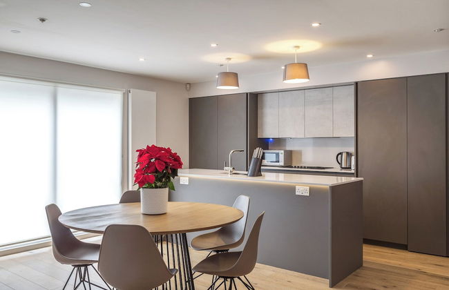 Modern Family Home in Kensington - Foto 14