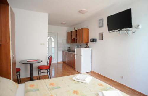 Apartments with swimming pool Caska, Pag - 4109 - Foto 43