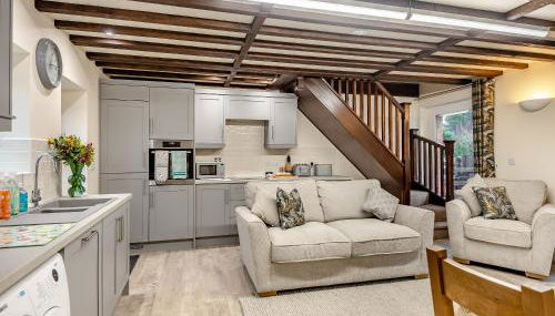 Two Chainbridge Barns - Foto 2