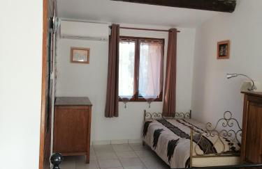 Sarrola-Carcopino Gîte en Pierre - Foto 14