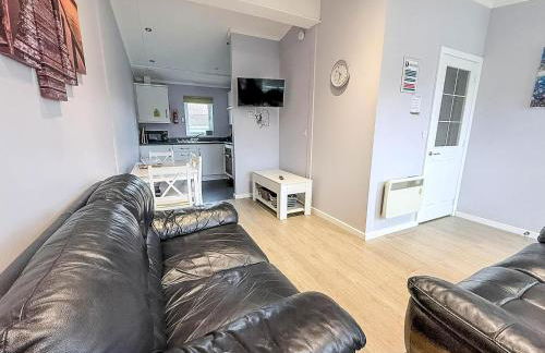 Cosy Chalet On A Beautiful Holiday Park In Lowestoft Ref 12080B - Foto 11