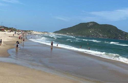 Casa espaçosa na praia do santinho sc - Foto 26