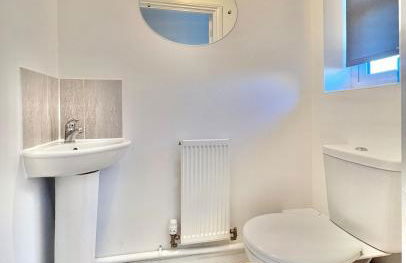 Rushden - 5 Beds Modern Home, Free Private Parking, TV, Garden - Foto 16