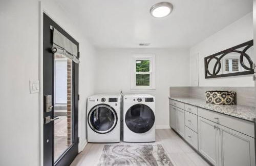 Rose Porch, Historic home on acre lot 25 min from Nashville - Photo 38