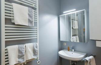 zentrale Ferienwohnung neu renoviert - Foto 4