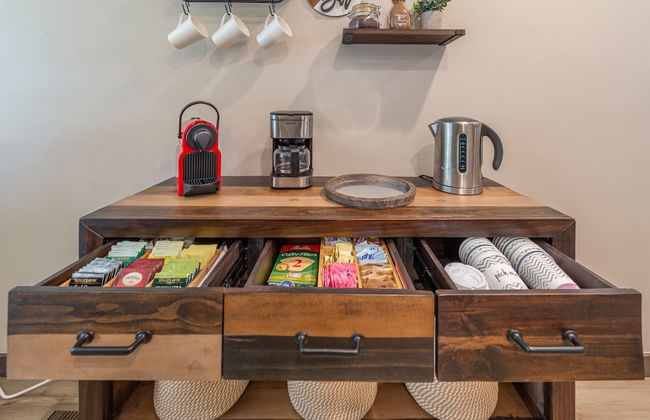 VIP Ski-In Ski-Out Northstar Ski Trails by Sierra Getaways - Photo 11