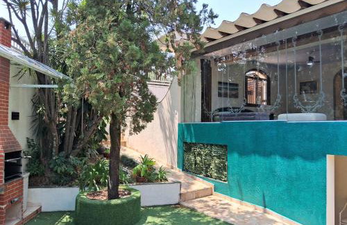 Casa Show - Hospedagem e Day use para grupos - com piscina aquecida - Foto 3