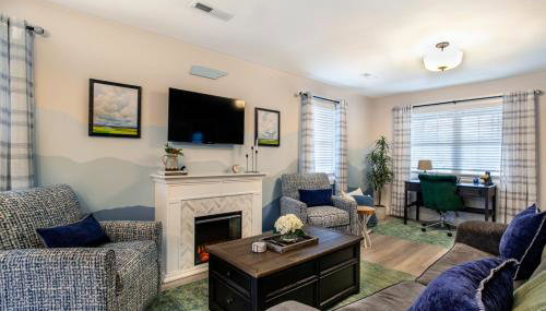 Blue Valley Inn - Hot Tub & Spacious Play Area! - Foto 2