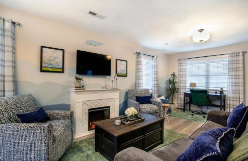 Blue Valley Inn - Hot Tub & Spacious Play Area! - Foto 2