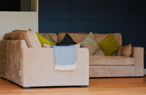 Phoenix Lodge - Luxury 2 ensuite bedrooms, lakeside views - Foto 14