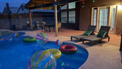 Newly Remodeled Pool Villa 3BD 3BA By Summerlin - Foto 5