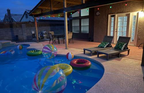 Newly Remodeled Pool Villa 3BD 3BA By Summerlin - Foto 7