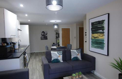 2 Bed 2 Bath Apartment Close to City Ctre Sleeps 5 -Free Parking - Foto 8