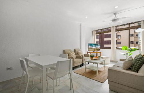 Comfy apt near the Beach by Costarentals - MAL02 - Photo 2