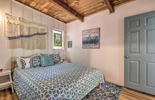 Loch Lomond Cabin with Hot Tub, Near Wineries! - Foto 17