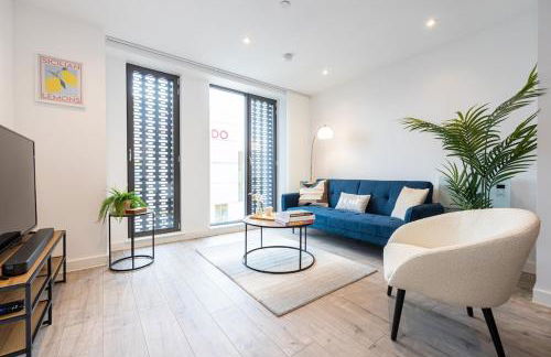 Villa Amalfi 2BR Urban Retreat - Foto 1