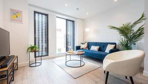 Villa Amalfi 2BR Urban Retreat - Foto 1