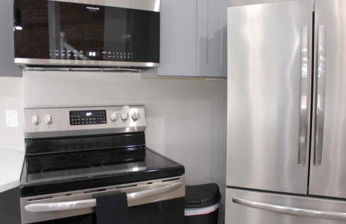 2 bdrm Modern & Hip Apt with Private Patio - Foto 13