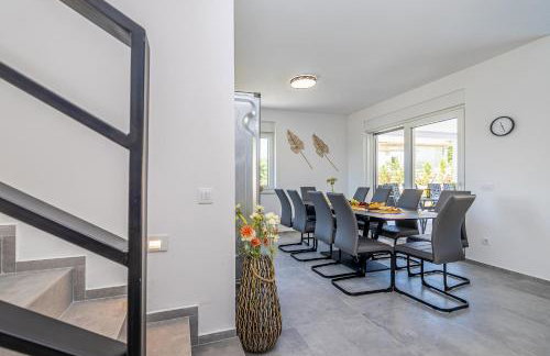 Vila KATHARINA s privatnim bazenom - Foto 9