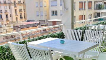 Luxurious 2 Bedrooms Apartment, 30 meter from beach - Foto 4