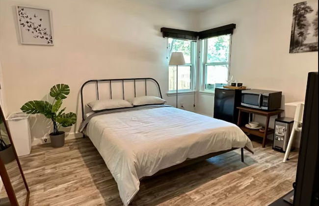 Urban Winter Escape Near Bricktown 1ZB 32B - Photo 1