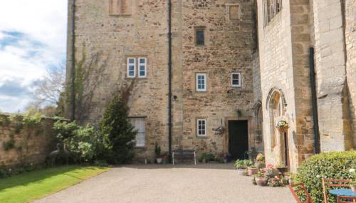 Catherine Parrs Sewing Room - Photo 3