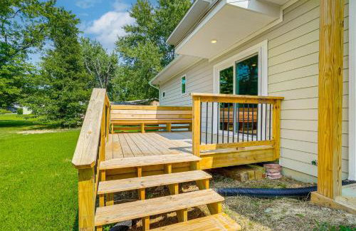 Rock Hall Retreat with Balcony Near Park and Marina! - Foto 24