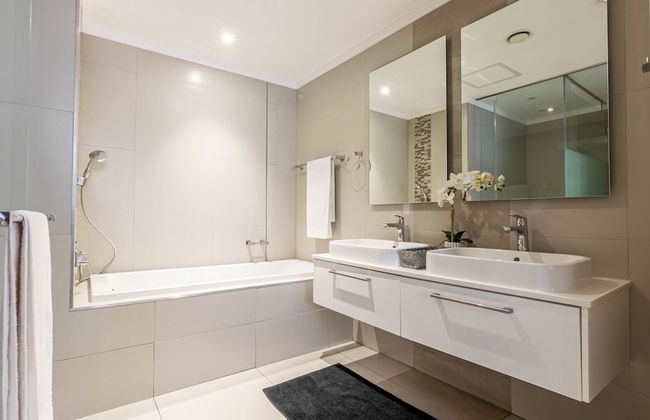 Sandton Smart Apartment Thirteen - Photo 23