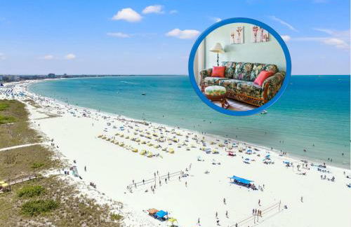 Majestic Beach Condo in Beachfront Resort in St Pete Beach - Foto 1