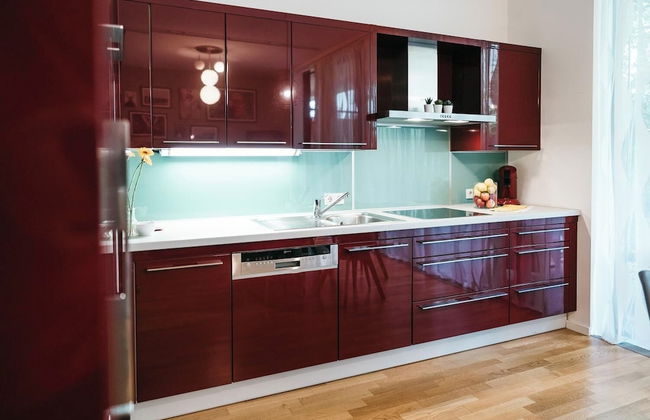 YoHome - Luxury Downtown Apartment - Photo 28